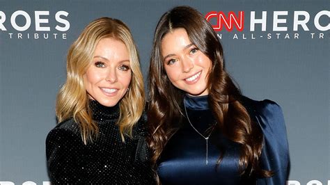 nude mom|Kelly Ripa’s Daughter Lola Reacts to Mom’s Nude Birthday Plans